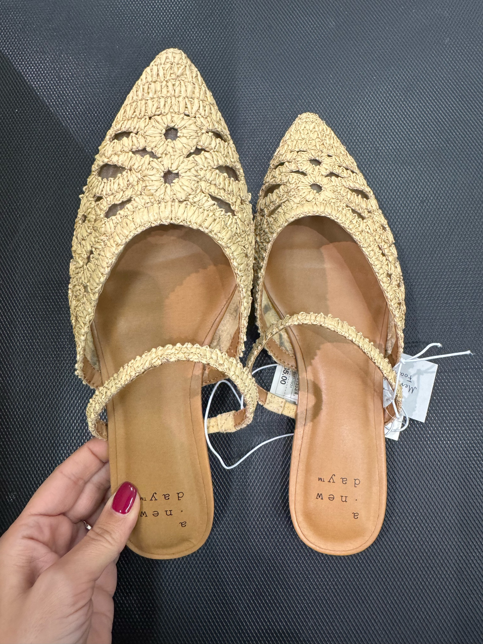 Target shoes 
20% off 

#LTKStyleTip #LTKFindsUnder50 #LTKShoeCrush