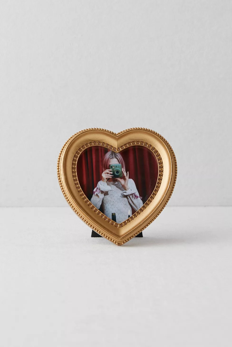 Gold Heart Picture Frame | Urban Outfitters (US and RoW)
