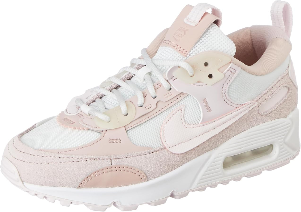 Nike womens Air Max 90 Futura | Amazon (US)