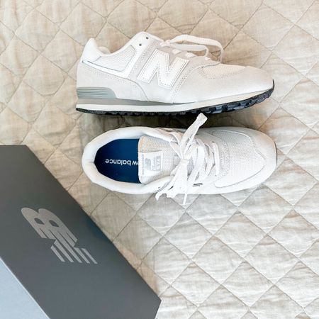 New Balance 574 Core in Nimbus Cloud with White

Kid’s size 6/Women’s size 8
Save $15 on the kid’s size for the same look!

#LTKshoecrush #LTKfitness #LTKfindsunder100
