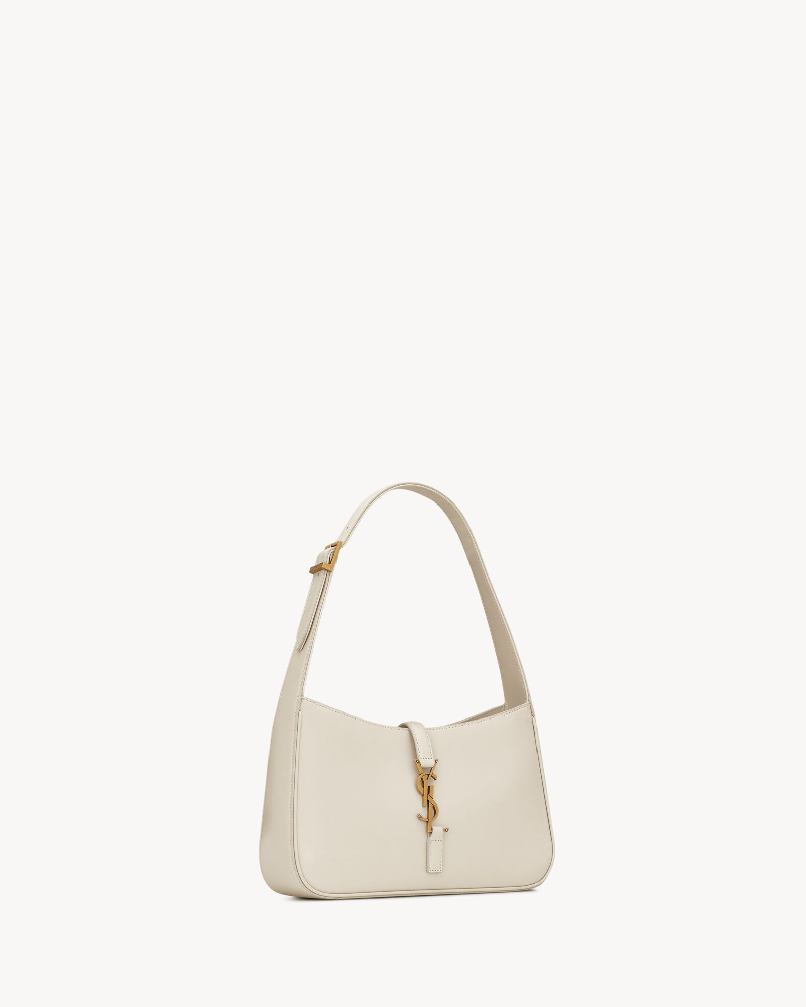 le 5 à 7  in smooth leather | Saint Laurent Inc. (Global)