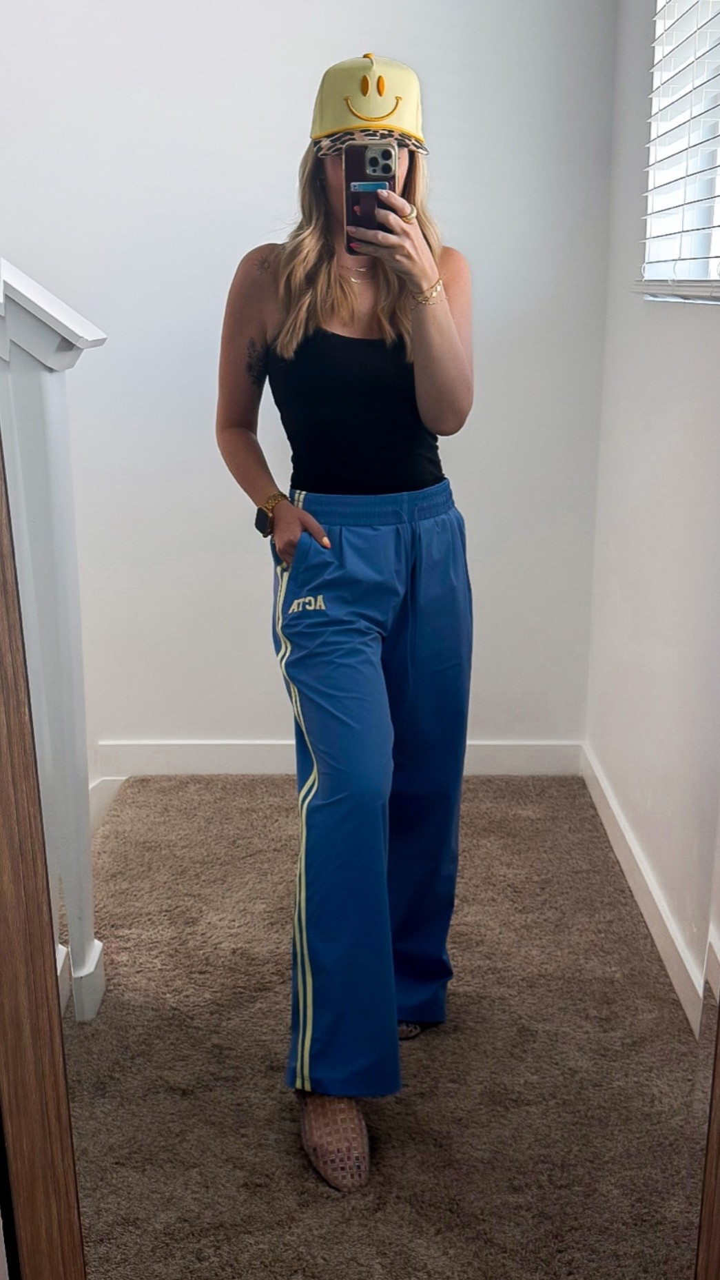 A feel good outfit 💛🩵

Top: Small
Bottoms: Medium
Shoes: TTS

#LTKootd #LTKmomlife #LTKSaleAlert