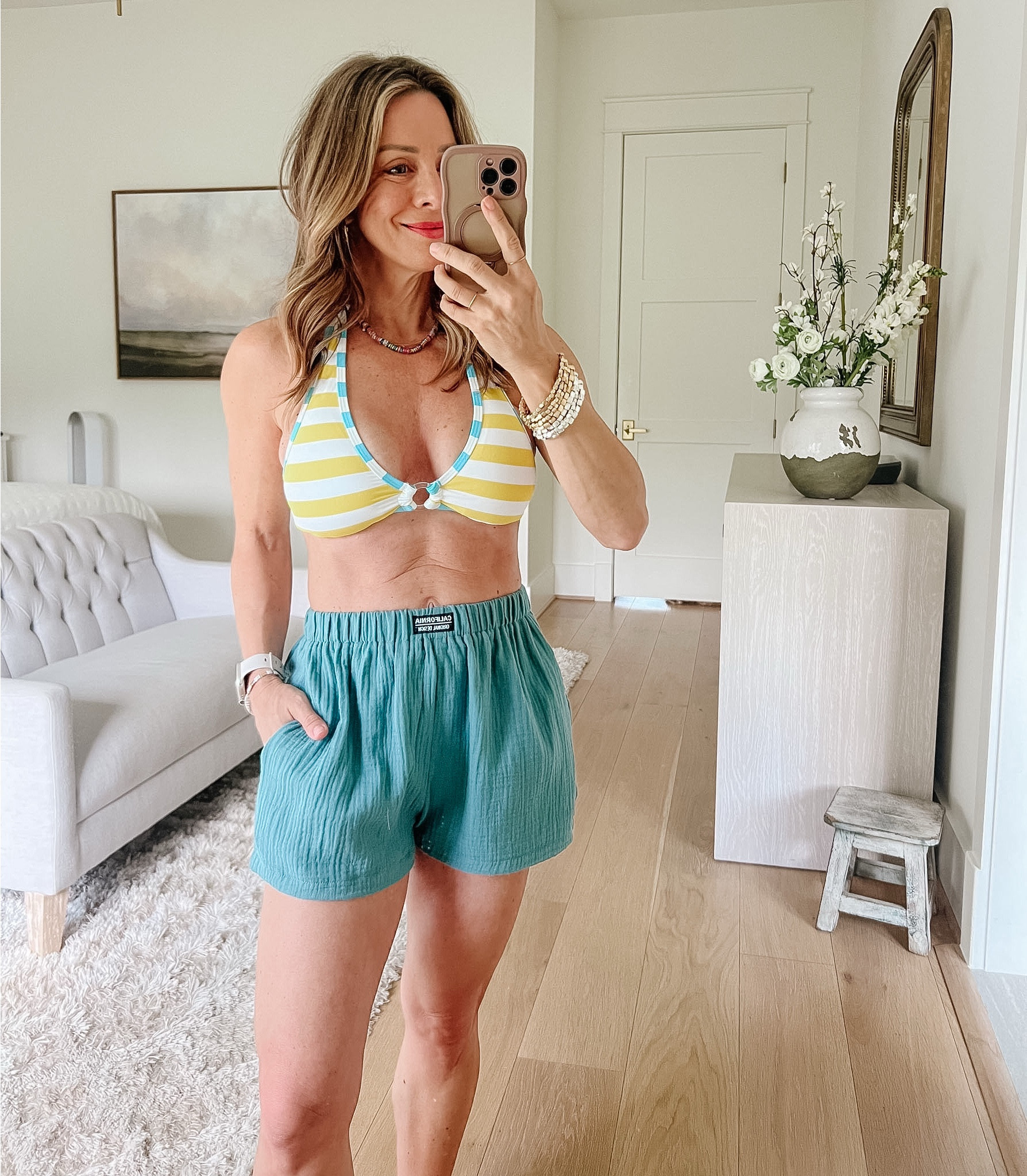 Amazon Swimsuit Finds 

I'm crazy for these coverup shorts. They're a lightweight muslin material with pockets. I just think the front tag detail is so darling.

Shorts Fit : XS

#LTKOver40 #LTKSeasonal #LTKSwim