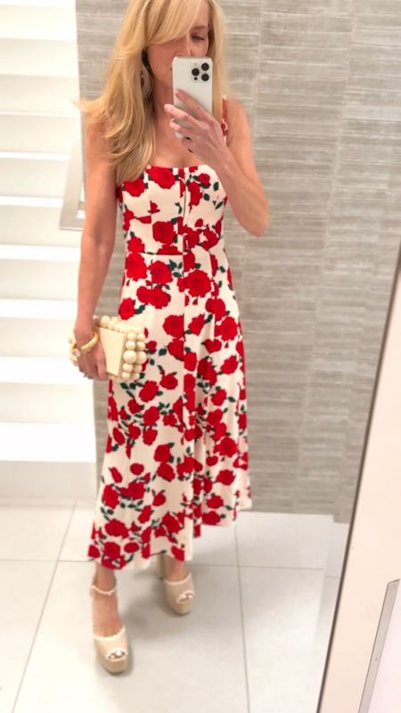 This red and white floral Wayf dress is so gorgeous… and super affordable! Perfect for Mother’s Day, graduations, BBQs, parties, and more. Fit runs true to size. 

~Erin xo 

#LTKSeasonal #LTKparties