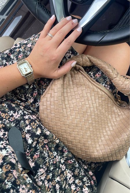 Accessories I am loving right now!

Bag, belt, watch, fall, accessories, fall dress, bag, gift guide for her, gifts for her, 

#LTKGiftGuide #LTKstyletip #LTKmidsize
