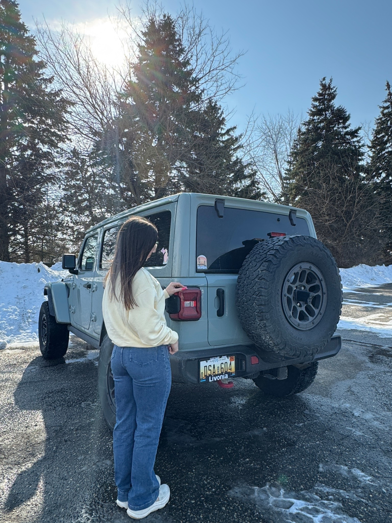 the best jeans ever 👀 

#LTKgrwm #LTKootd #LTKfitnessgoals