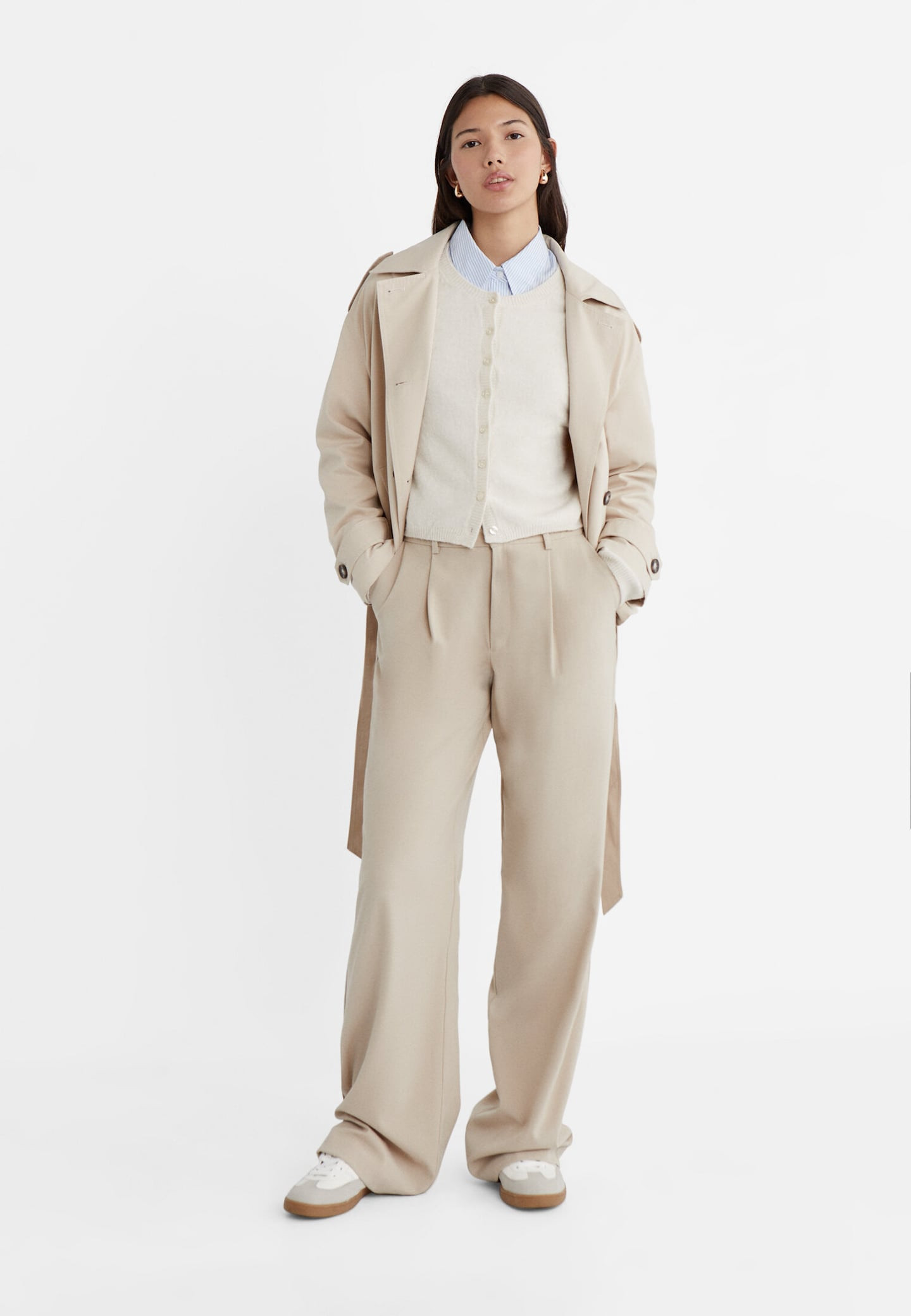 Soft-touch knit cardigan with buttons | Stradivarius (UK)