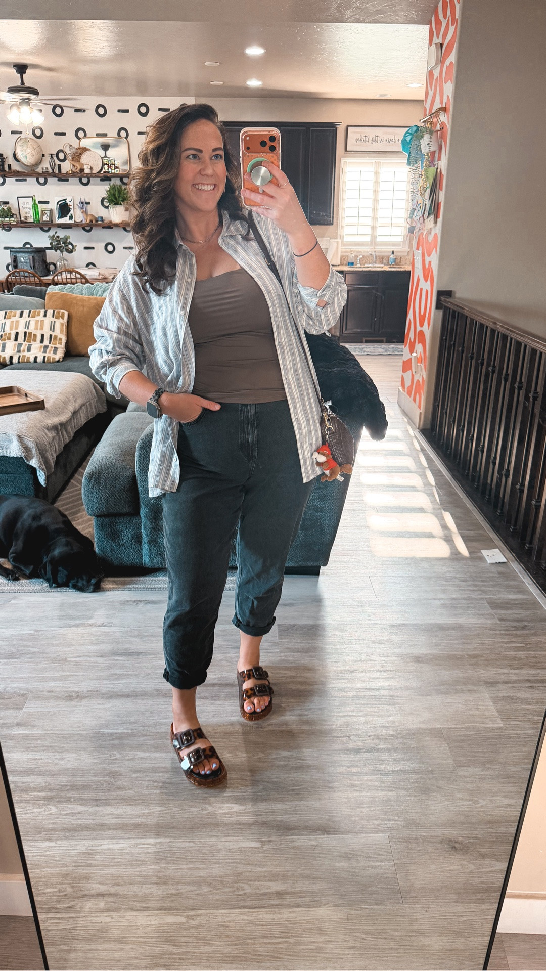 Let's be clear, business casual means I get to wear the jeans every now and then, and uncomfy is the only thing that would actually affect my work 💃🏻 just sayin 😂

Bra XL @Shapermint 
Undies XL
Jeans 16 @American Eagle Outfitters 
Tank XXL
Button Down XL

Size 14/16 | L/XL | 5'9 | 38DD

business casual jeans, jeans at work, midsize jeans outfit, oversized button down, business casual midsize, size 14/16 workwear, squishy mom bod outfit, corporate but comfy jeans

#LTKWorkwear #LTKMidsize #LTKTall