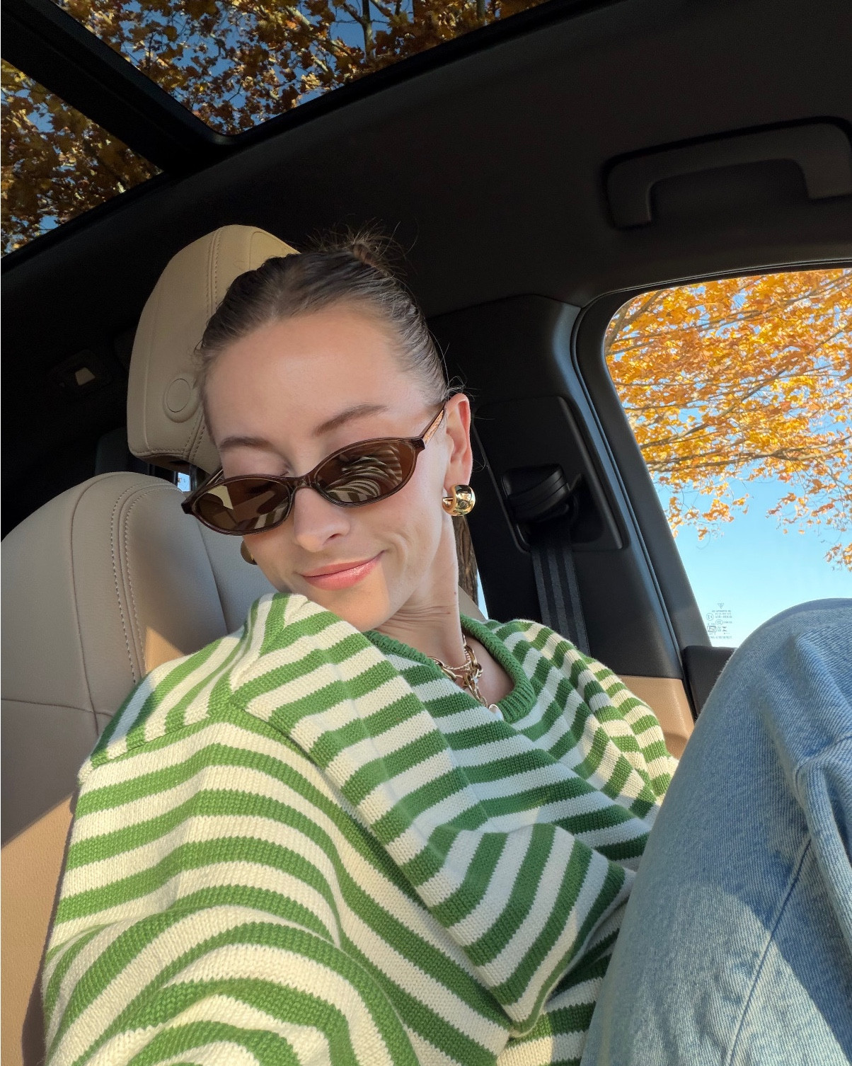 11/7/25 Casual fall outfit of the day 🍂 Wearing my cozy UGG mini boots, Abercrombie ultra loose jeans, and my green striped sweater from Sonderhaus (wearing size S). The perfect comfy, casual combo for a crisp fall day. 🤎



#LTKShoeCrush #LTKSeasonal #LTKStyleTip