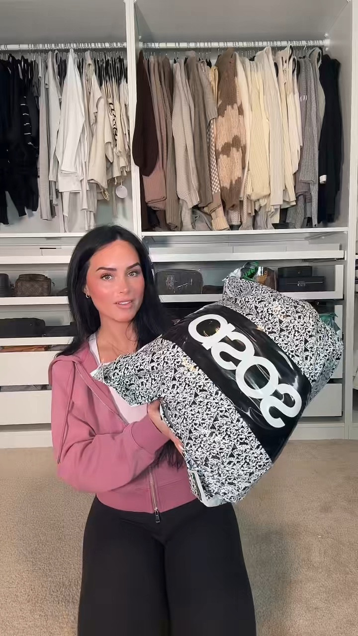 ASOS Haul 💗 everything I got on sale

I will post a try on haul soon!! 

#LTKFindsUnder100 #LTKWatchNow #LTKSaleAlert