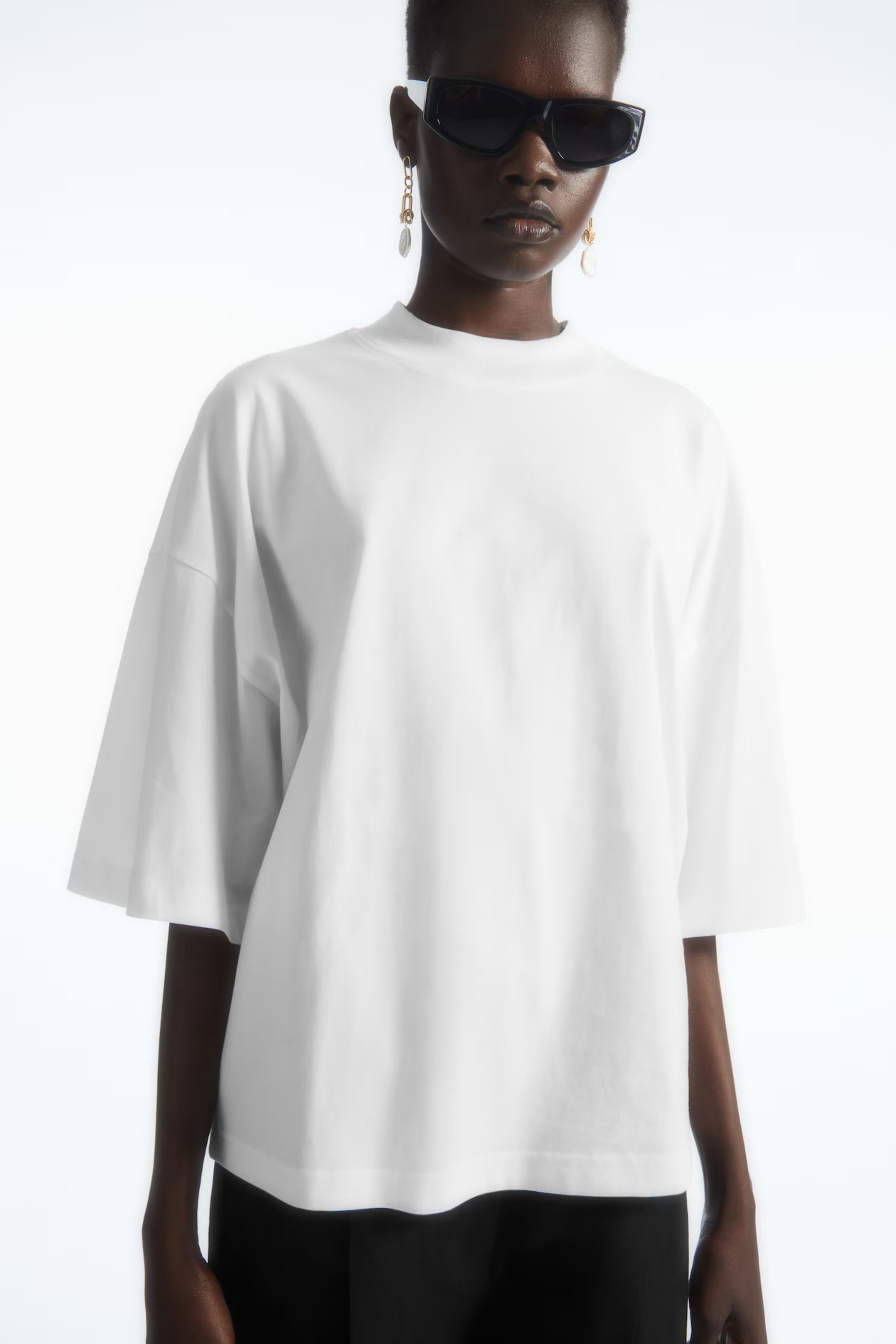THE FULL VOLUME T-SHIRT | COS (AU)