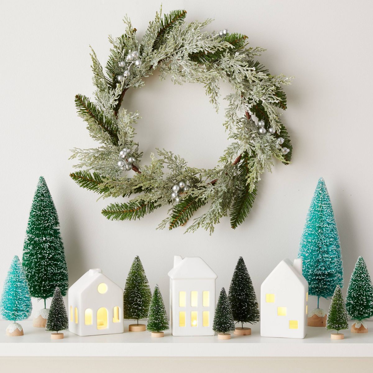4pc 4" Decorative Sisal Christmas Bottle Brush Tree Set Green - Wondershop™ | Target