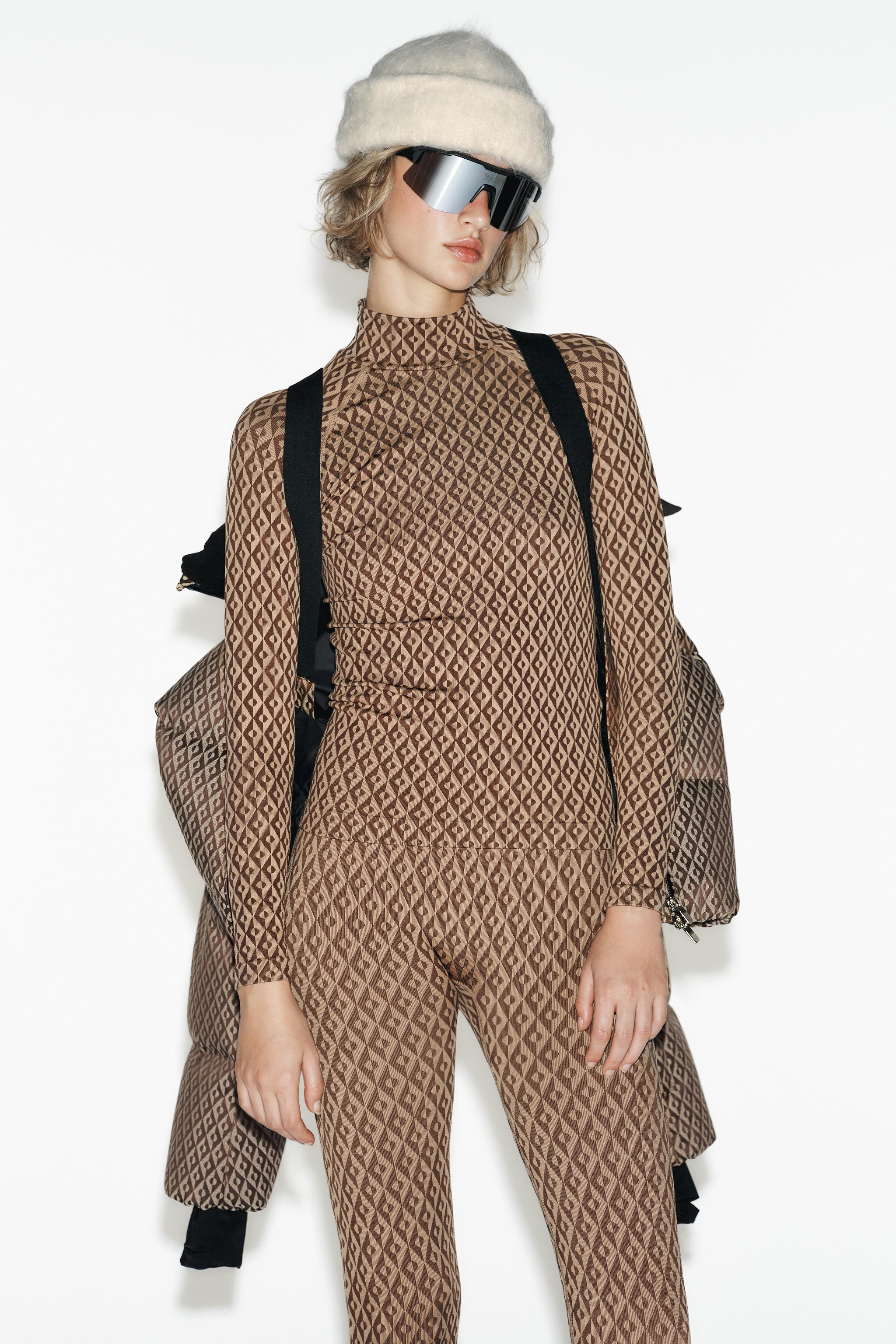 THERMOLITE® CORE SEAMLESS JACQUARD THERMAL T-SHIRT SKI COLLECTION | Zara US