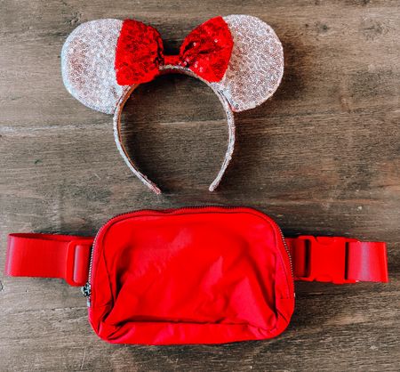 Disney outfit inspo 

Amazon Mickey Mouse ears 
Mini belt bag 
Christmas Mickey ears 

#LTKfamily #LTKfindsunder50 #LTKtravel
