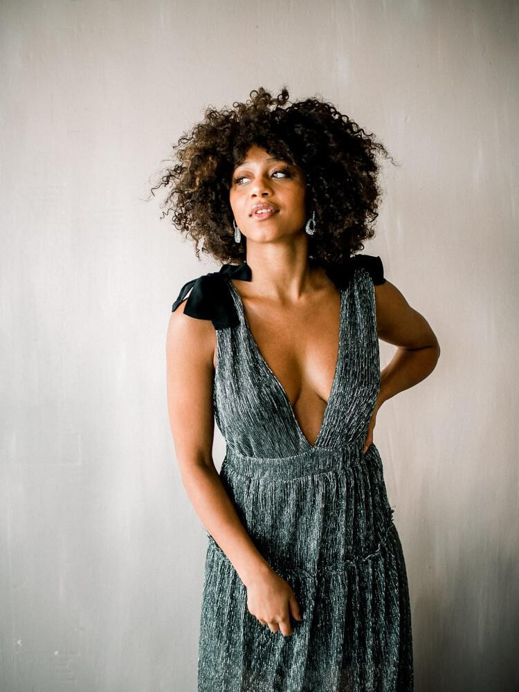 Halle Shoulder Tie Deep V Maxi - Silver | Confête