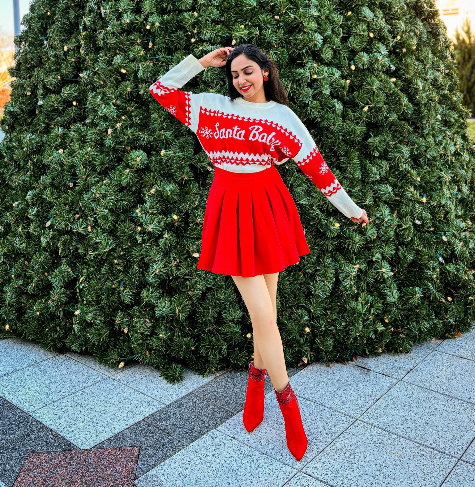 Christmas sweater that you’ll definetly love❤️

Christmas outfit, Christmas sweater, red skirt, red booties, holiday outfit, outfit inspiration, ootd, holiday ootd

#LTKfindsunder50 #LTKHoliday #LTKstyletip