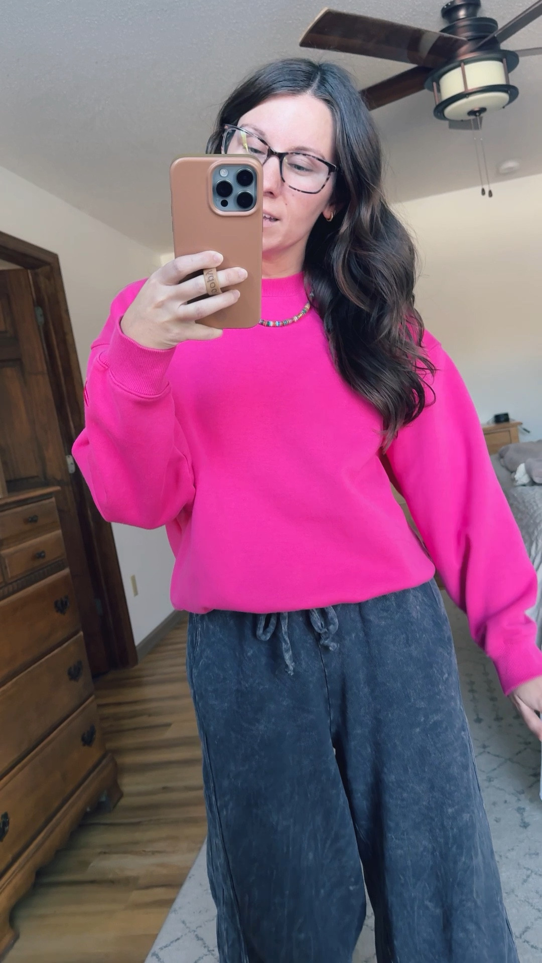 Wearing xs in my crewneck (selling out so I also linked similar), small in my pants (petite length), and 6.5 in my sneakers (also linked similar)💗



#LTKValentine #LTKPetite #LTKgrwm