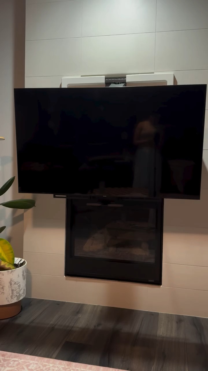 I kept seeing TV frames online for $150+ and couldn’t justify spending that much… so I made my own for under $30. Such an easy DIY and it instantly made the TV look like wall art 💗 

I might stain it a darker walnut shade next to make it look even more elevated ✨

#diy #frametv #wallart #decor #homedecor