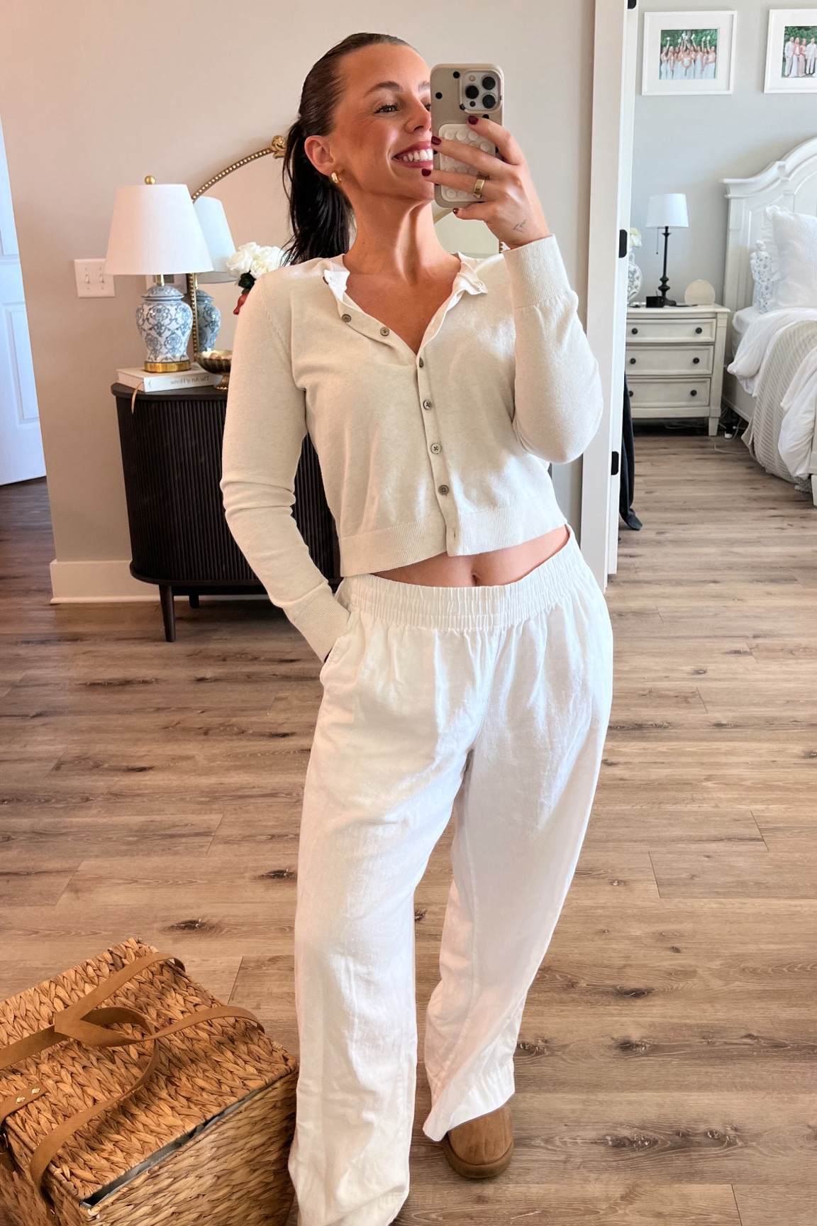 Top - small 
Bottom - medium short 

#oldnavy #linenpants #whitelinen #fall #fallfashion #cardigan 

#LTKSeasonal #LTKFindsUnder50 #LTKPetite