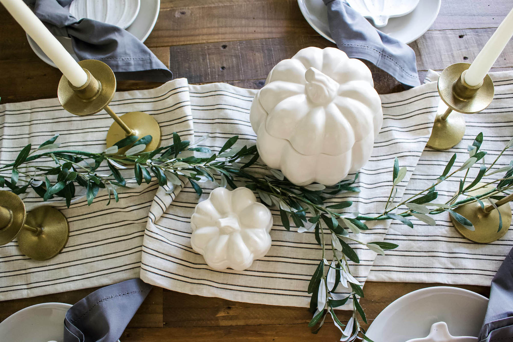 simple thanksgiving table, neutral thanksgiving table, thanksgiving tablescape 

 #LTKHoliday #LTKSeasonal #LTKHome