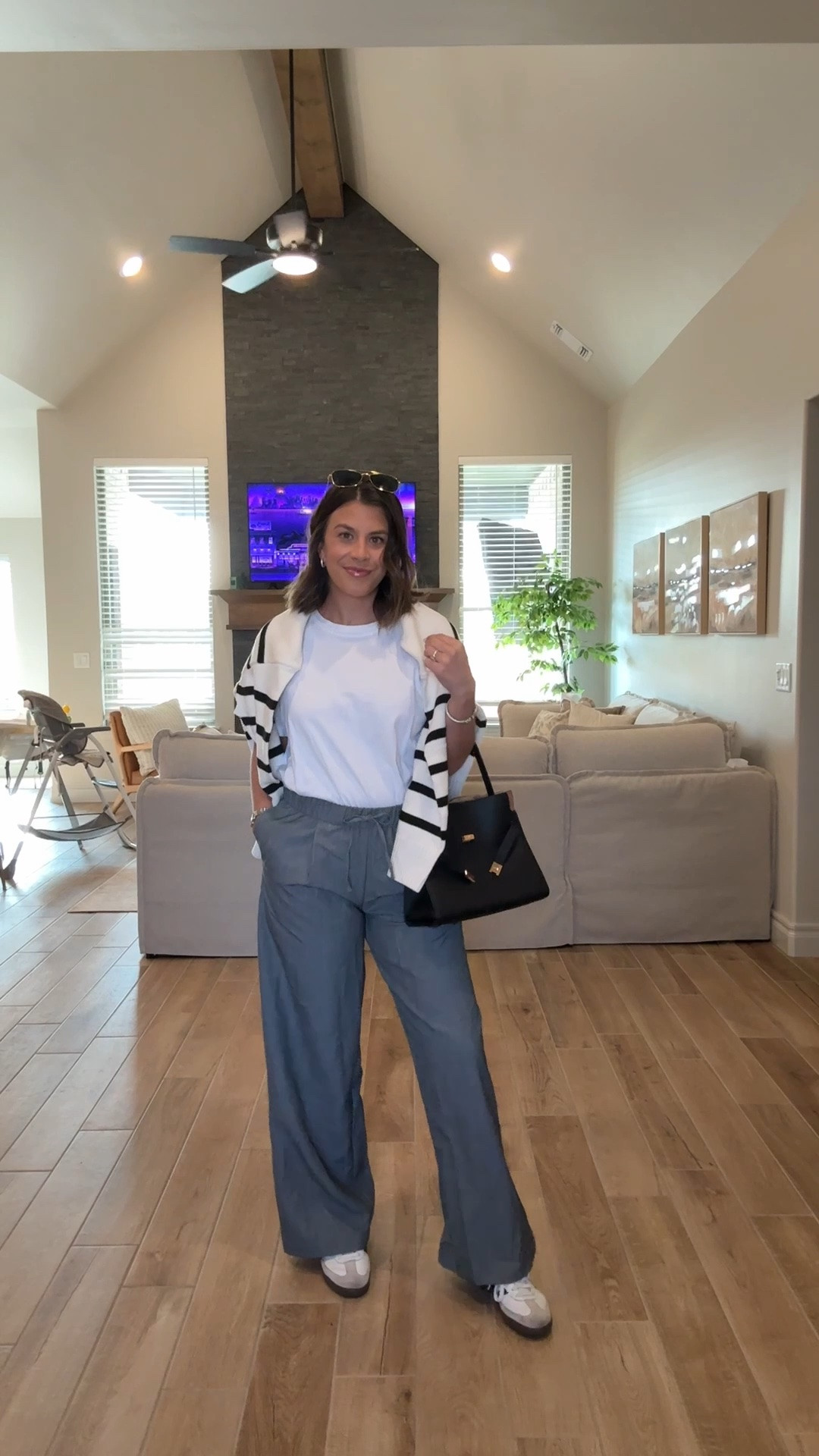 Aritzia dupe pants, perfect for coffee dates, errands, or airport outfit.

#LTKootd #LTKSeasonal #LTKMidsize
