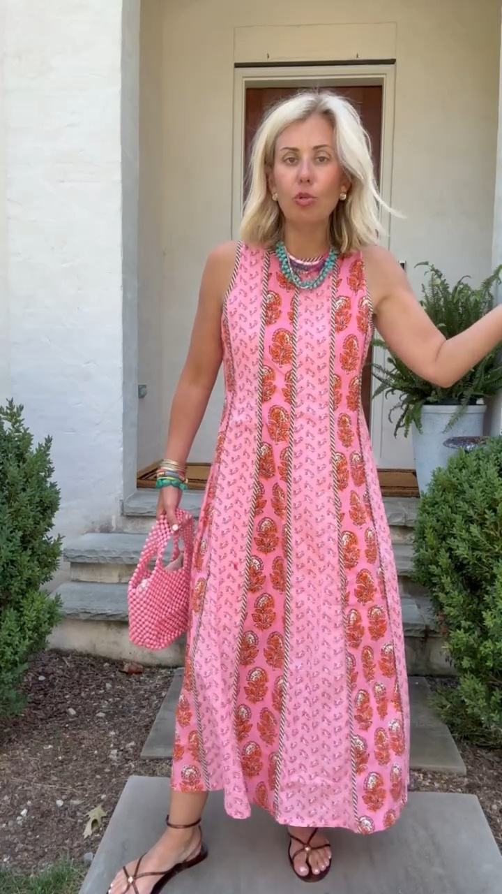 40% off everything at Social Threads w/ code FINALSALE ends 8pmEST tonight

Y’all have seen me in this pattern in another silhouette and I absolutely love this dress!! So flattering and super versatile! Such a yes dress. I’m in a small dress & 8 sandal tts. 

*code MIXMATCH20 at Social Threads
*code Catherine20 at Allie + Bess

#LTKdayinmylife #LTKmomlife #LTKOver40