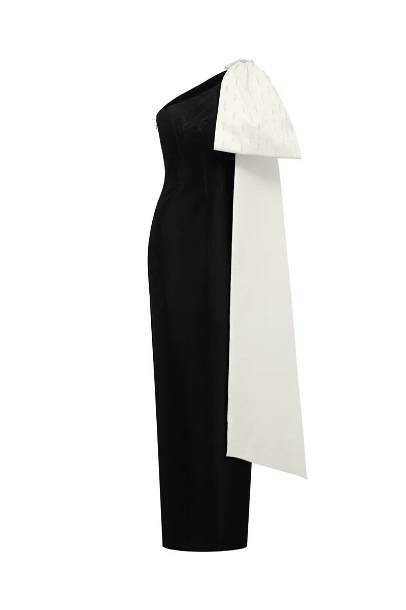 ASYMMETRIC ONE-SHOULDER COLUMN GOWN | I.H.F Studio | CULT MIA | CULT MIA UK LTD