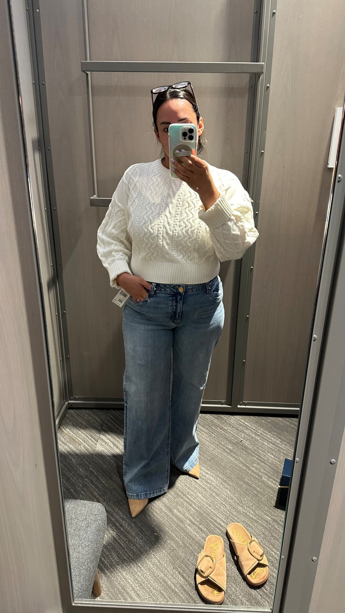 Here’s a great outfit for Fall, I love that this sweater is a cropped, I don’t have to worry about tucking up my top or it being too long and hitting up my hip length. These jeans are really cute, they’re kut from the kloth and I should’ve known better to size down, I’m in my regular size 12 but they have a lot of stretch so I have a feeling that they’re going to be too big at the end of the day so I’m going to buy another pair in a size 10. Look at how cute these heels are?! Really pretty, they’re perfect for Fall and they’re the great length for my jeans. They’re comfy and true to size. I go back and forth in a size 9 and 9/12 and these are a 9/12.

#Nordstrom sale #NSale #Fall

#LTKSeasonal #LTKOver40 #LTKSaleAlert