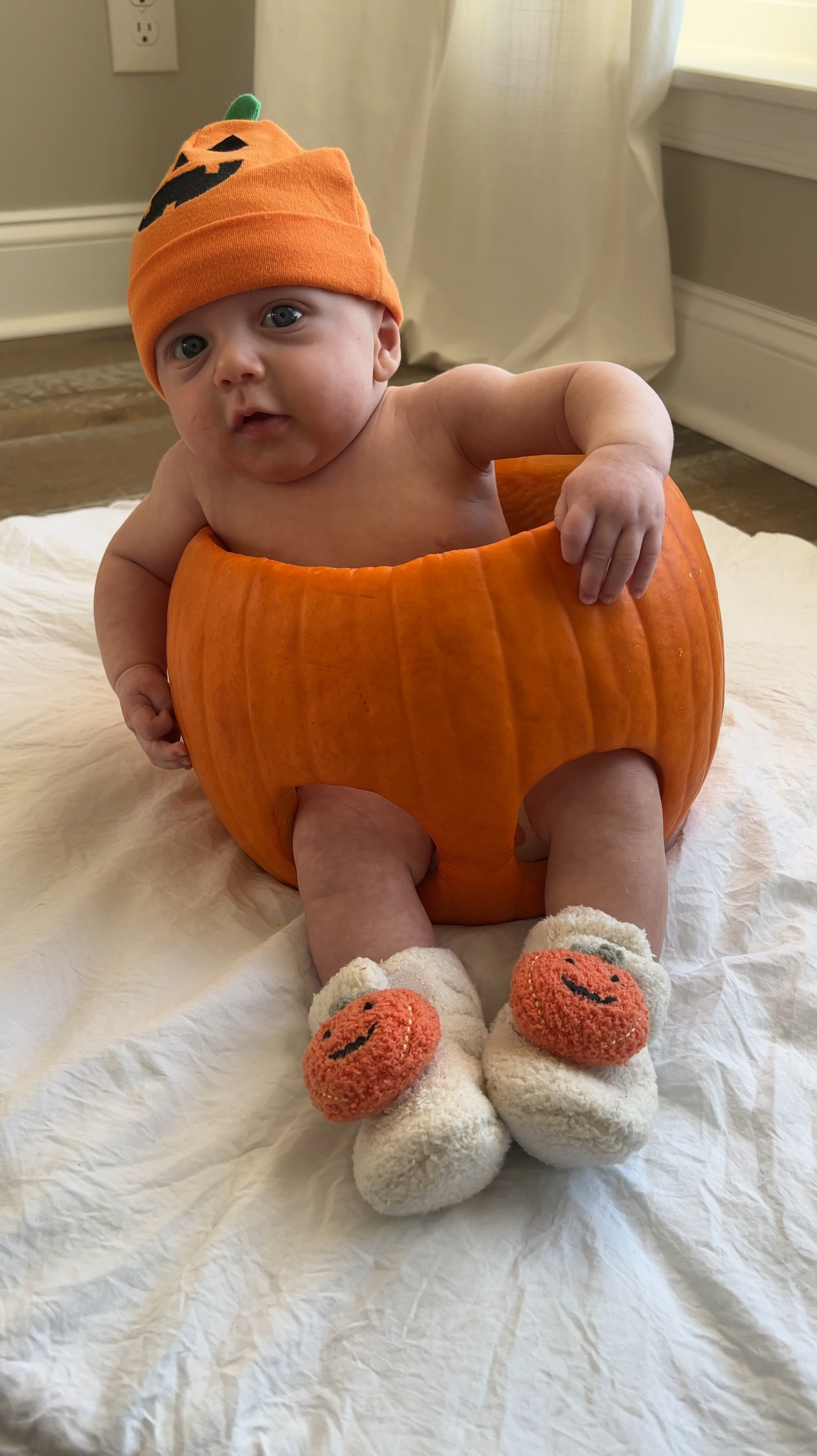 Cutest pumpkin in the patch! Baby pumpkin hat and pumpkin booties 🎃

#LTKBaby #LTKHalloween #LTKHoliday