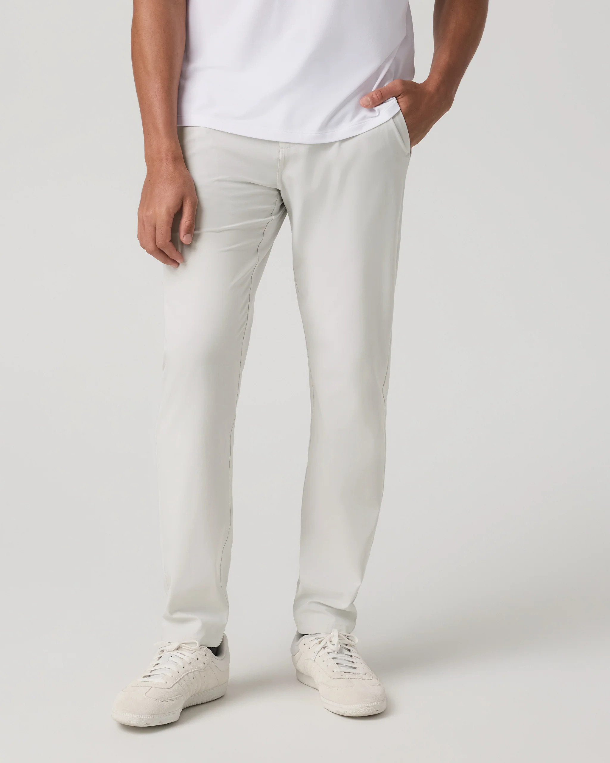 Aim Trouser Athletic Slim Fit 32" \u2013 Salt Linen Texture Shorts \u2013 Vuori | Vuori Clothing (US & Canada)