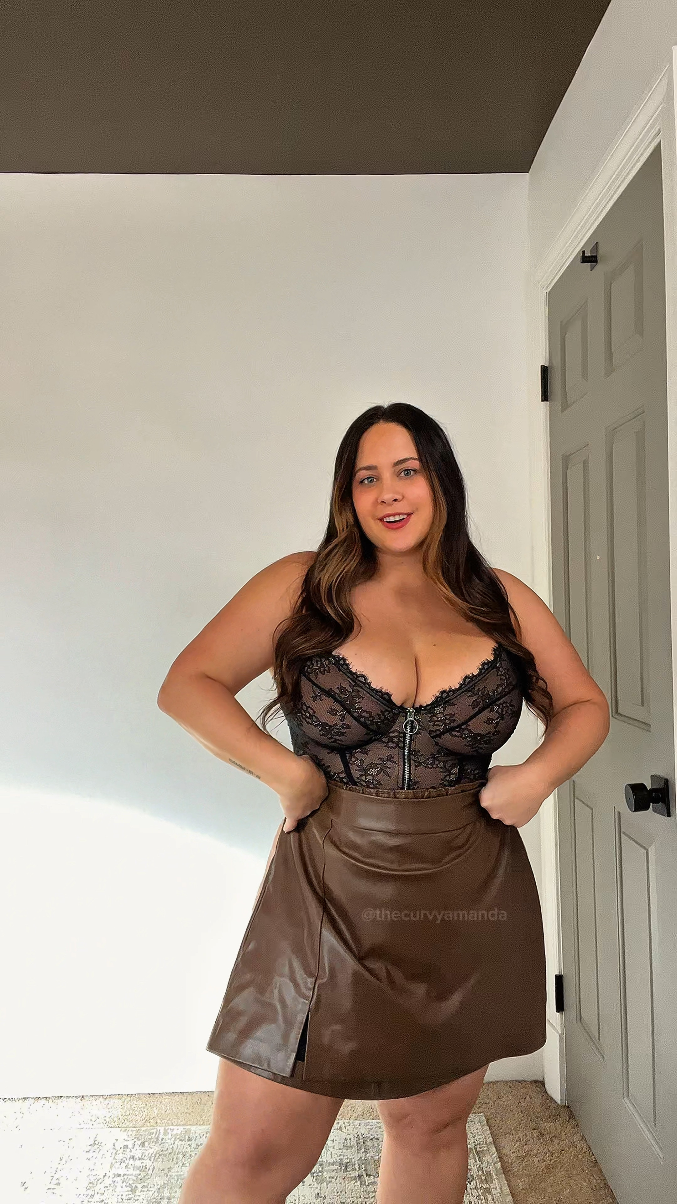 5’2” size 14-16 

Bodysuit: size XXL
Skirt: size XXL 


#LTKMidsize #LTKStyleTip #LTKFindsUnder50