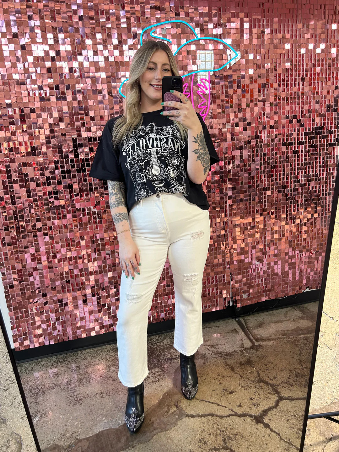Meredith Tummy Control Straight Leg Risen Jeans | Willow Boutique