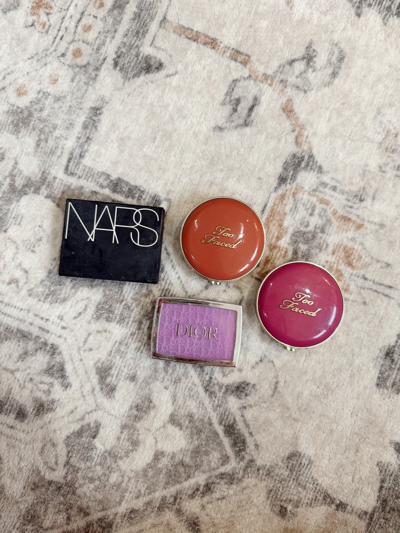 These 4 blushes have my h e a r t 🫶🏼✨🩷
NARS: dolce vita
Too Faced: velvet crush / berry dreamy
Dior: pink lilac

#LTKgrwm #LTKmomlife #LTKBeauty