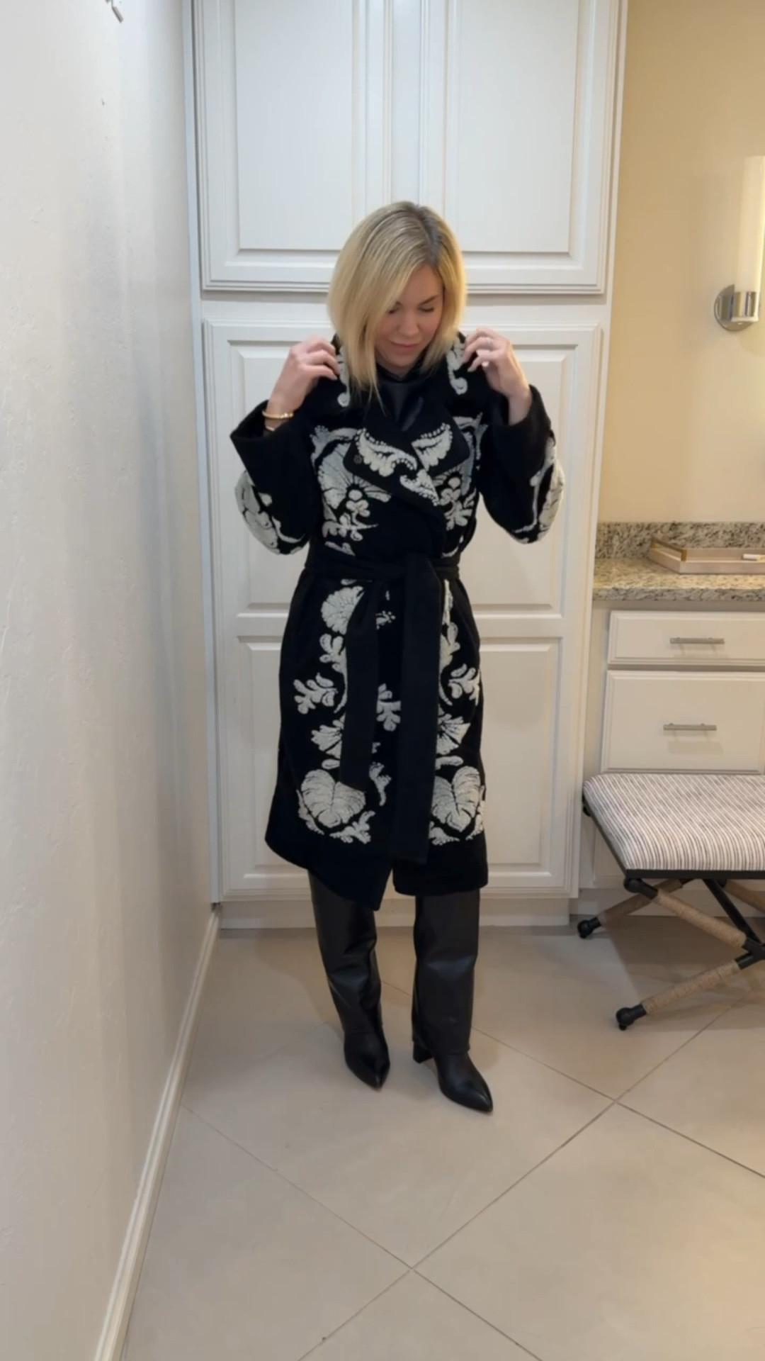 This year’s version of last year’s Farm Rio coat is EVEN BETTER!!
Winter Outfit 