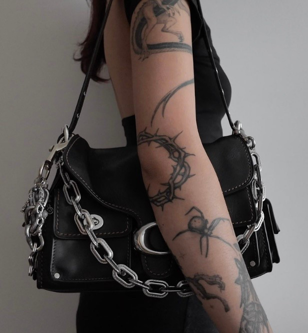 my favorite everyday coach bag 🖤

#LTKGiftGuide #LTKItBag #LTKStyleTip