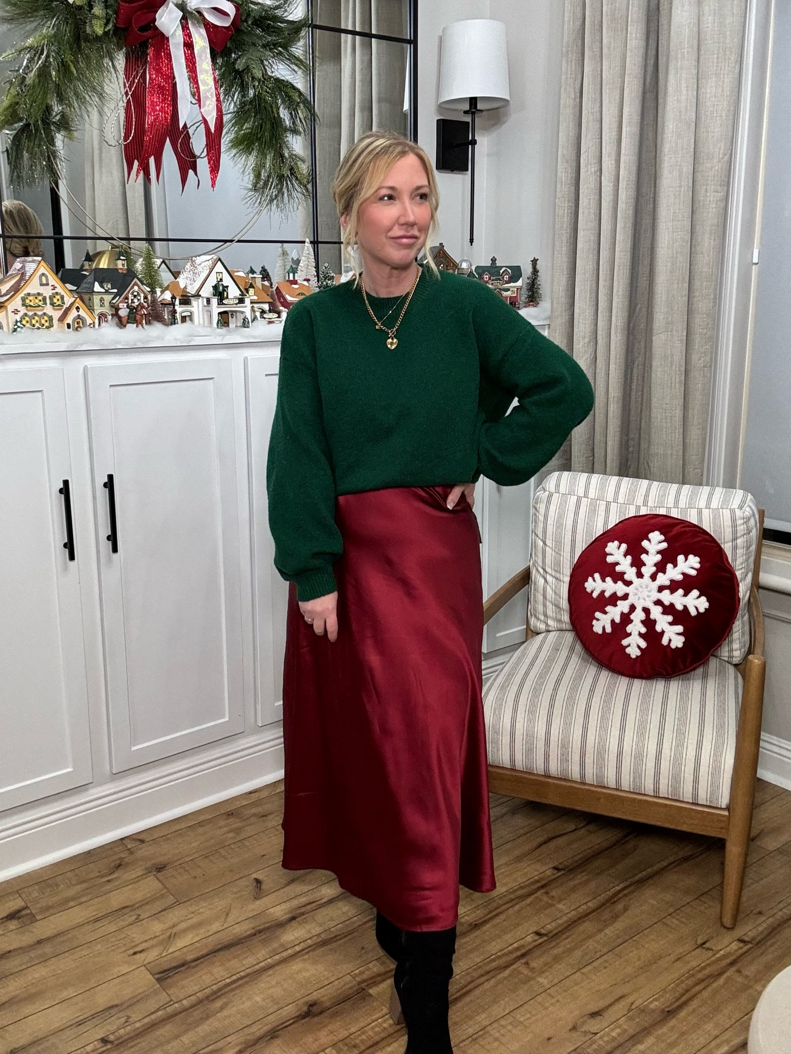 What I wore: The Nutcracker Ballet
This satin skirt is so versatile and can be dressed up and down. I just put on a oversized sweater and velvet boots🙌🏻 Perfect for a holiday party too!

#LTKFindsUnder50 #LTKHoliday #LTKSeasonal