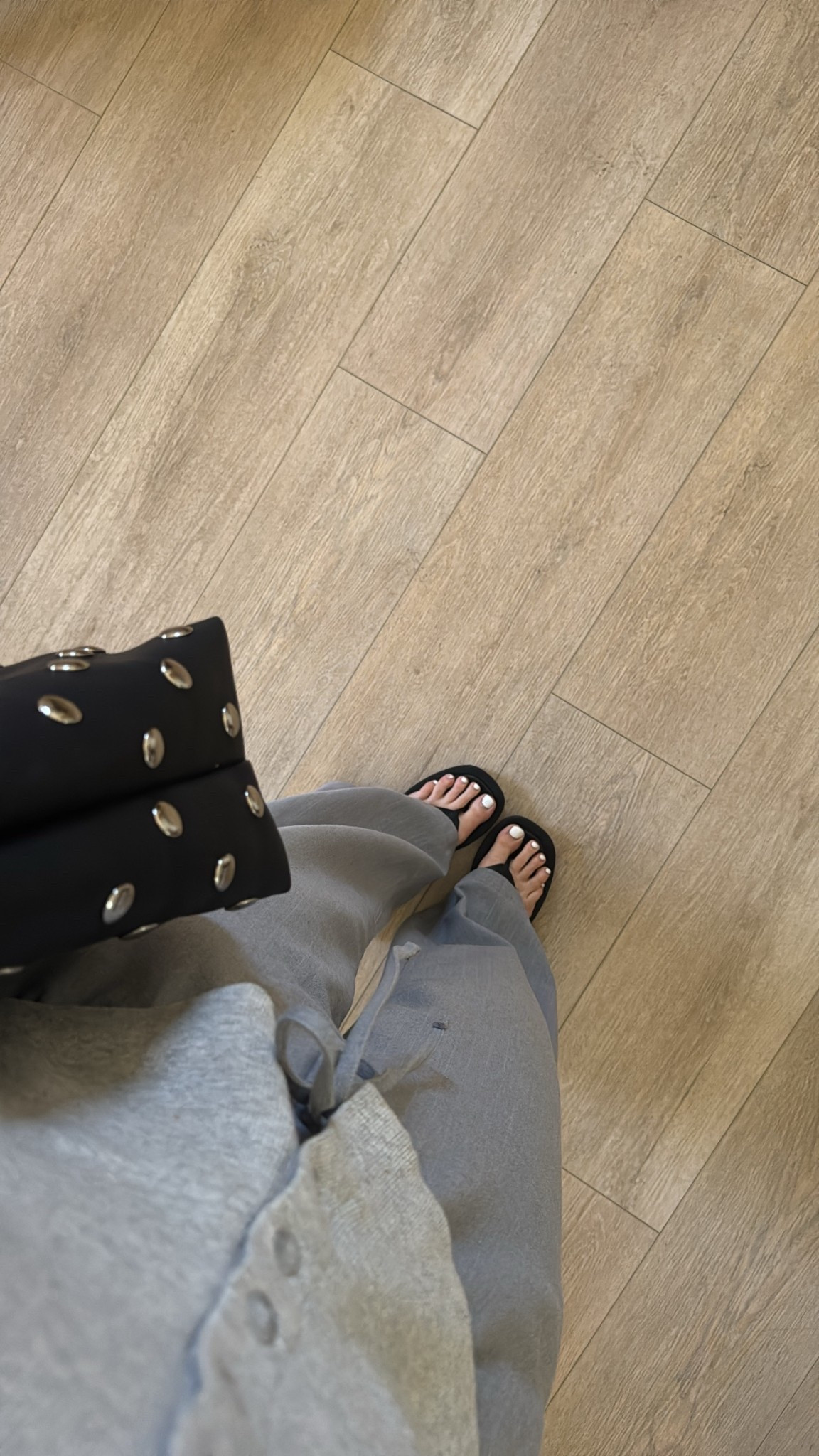 OOTD 🩶

#LTKdayinmylife #LTKootd #LTKmomlife