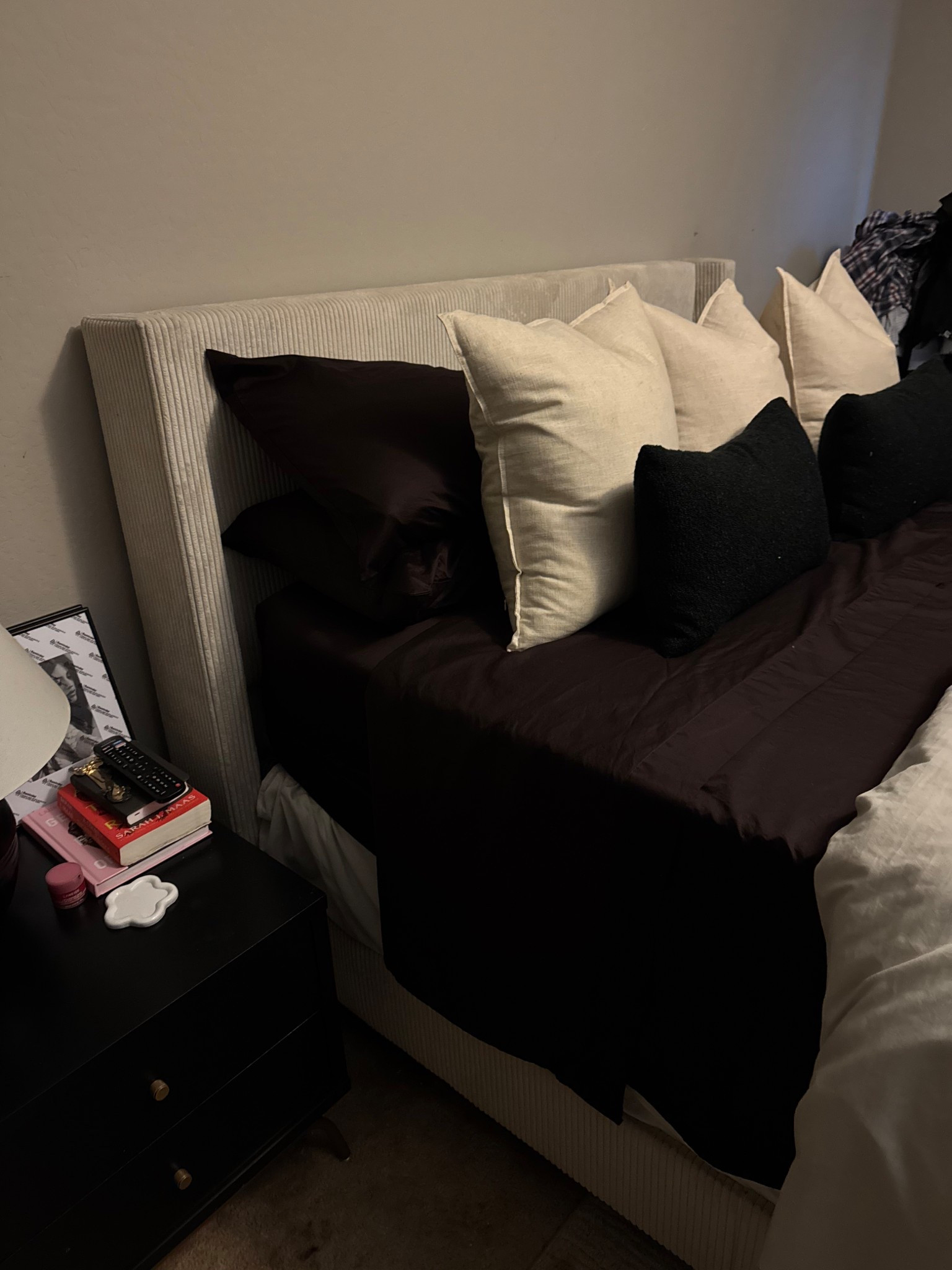 The brown Casaluna sheets are SOOO beautiful. Absolutely love them! Perfect for fall. Now to change up the rest of the bedding for fall! 

#LTKSaleAlert #LTKFindsUnder50 #LTKSeasonal