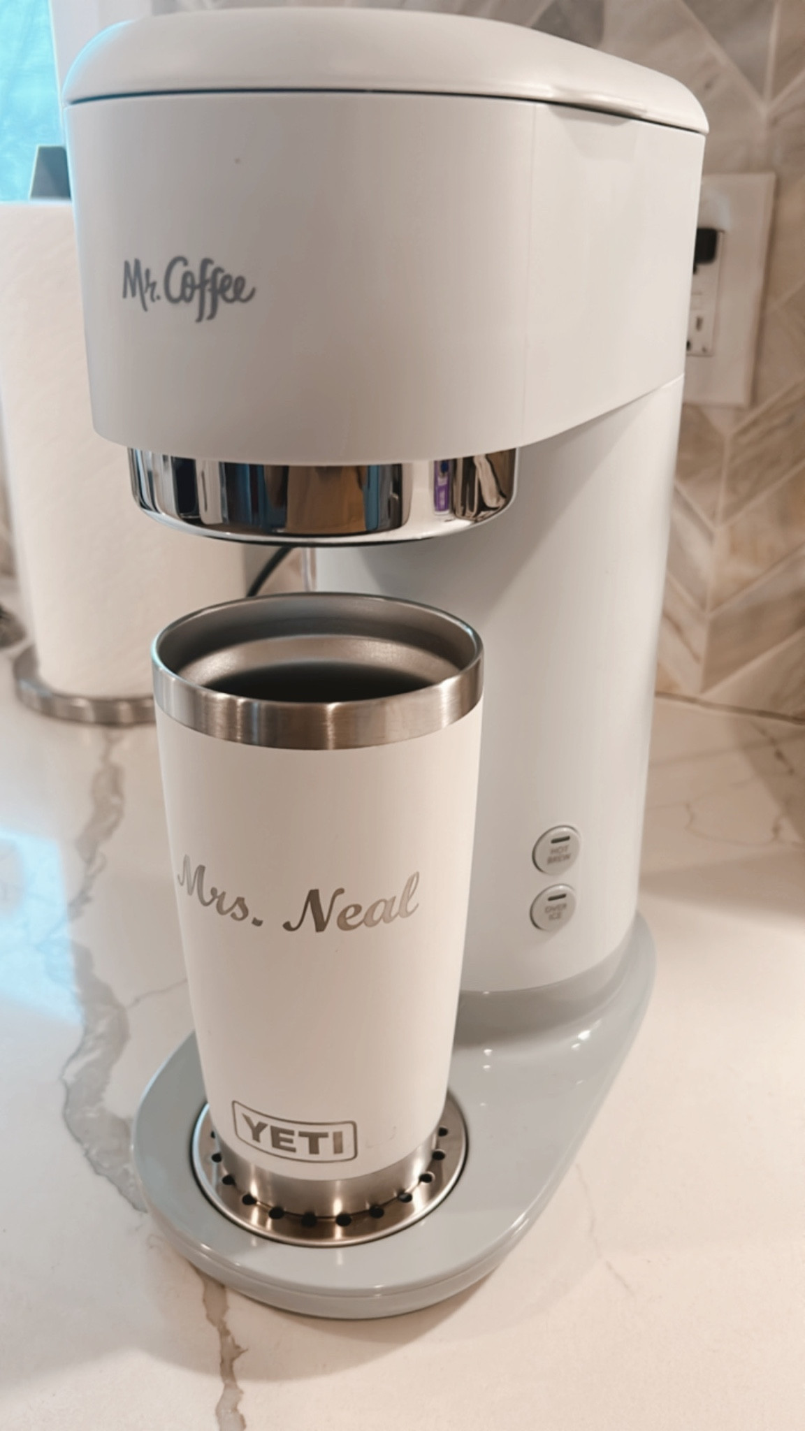 Mr. Coffee Iced Hot Single Serve Coffee Maker 

This is the light gray color and the link is the rock color

I got mine from Target but can’t seem to find it on their site anymore 🙃



#LTKFind #LTKhome #LTKSeasonal