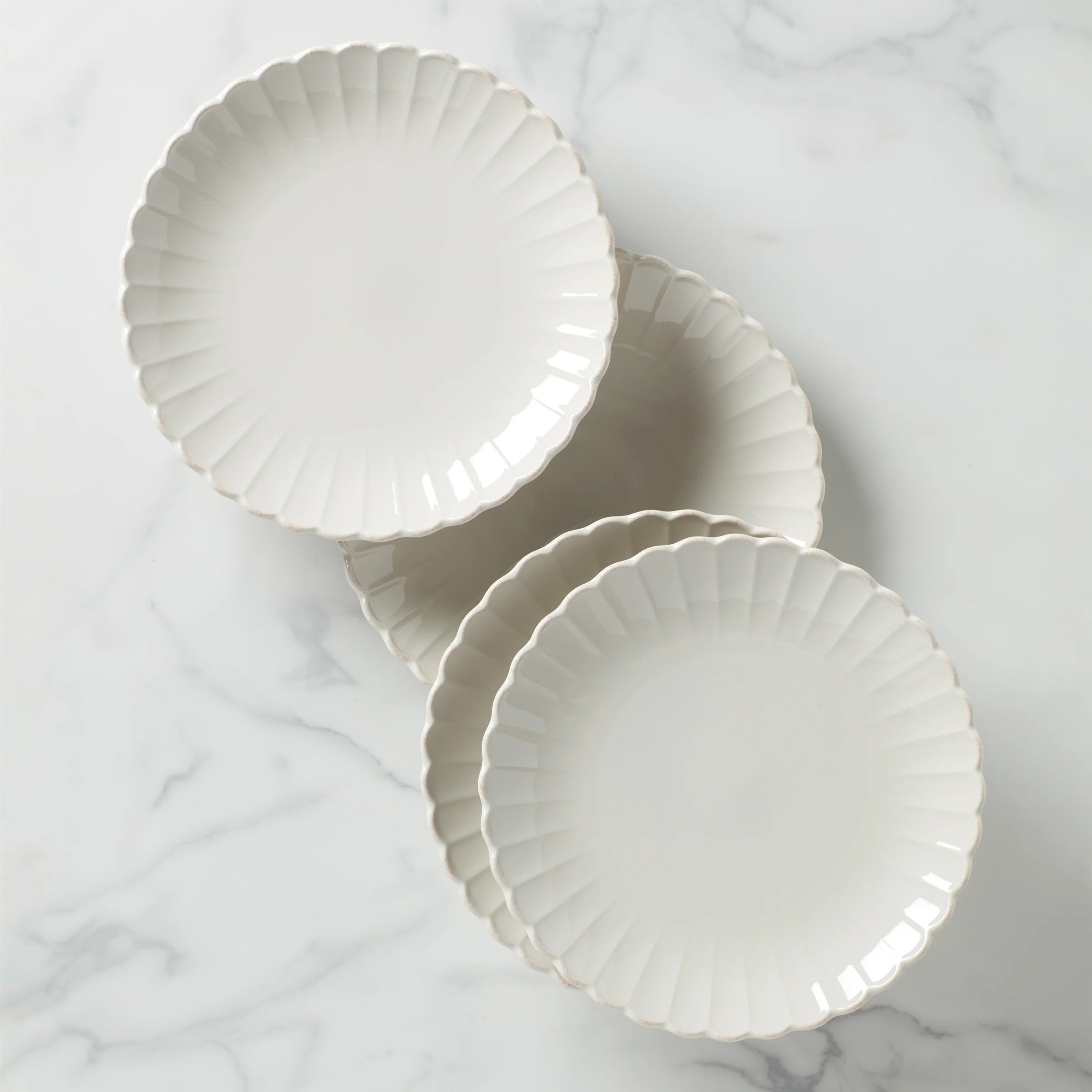 French Perle Scallop 4-Piece Dinner Plate Set | Lenox