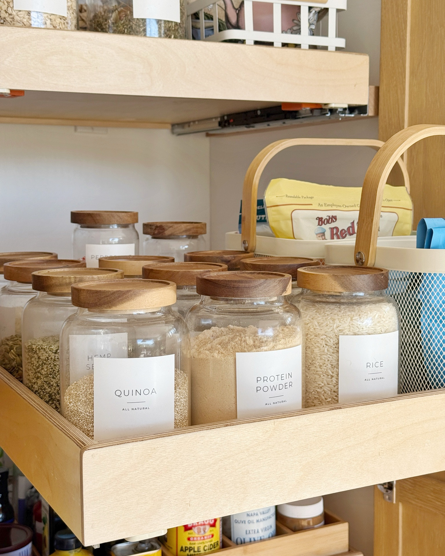 Kitchen pantry food organization - airtight glass jars with custom labels

Home
Amazon

#LTKfoodie #LTKHome