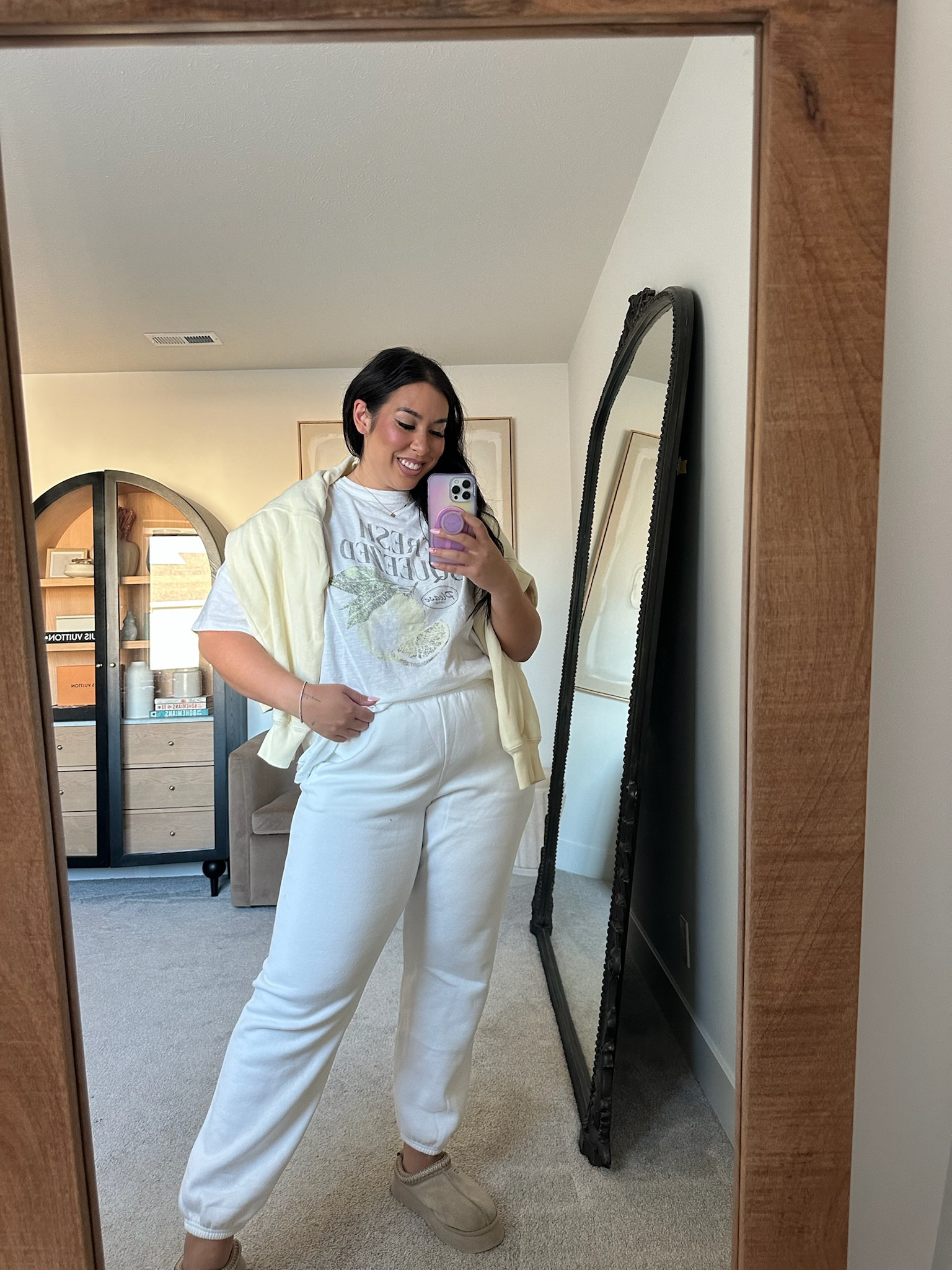 Aerie outfit idea, wearing a size large in everything!
-
-
-
casual outfit, midsize outfit, aerie loungewear, loungewear outfit, midsize style, work from home outfit, easy outfit

#LTKMidsize #LTKStyleTip