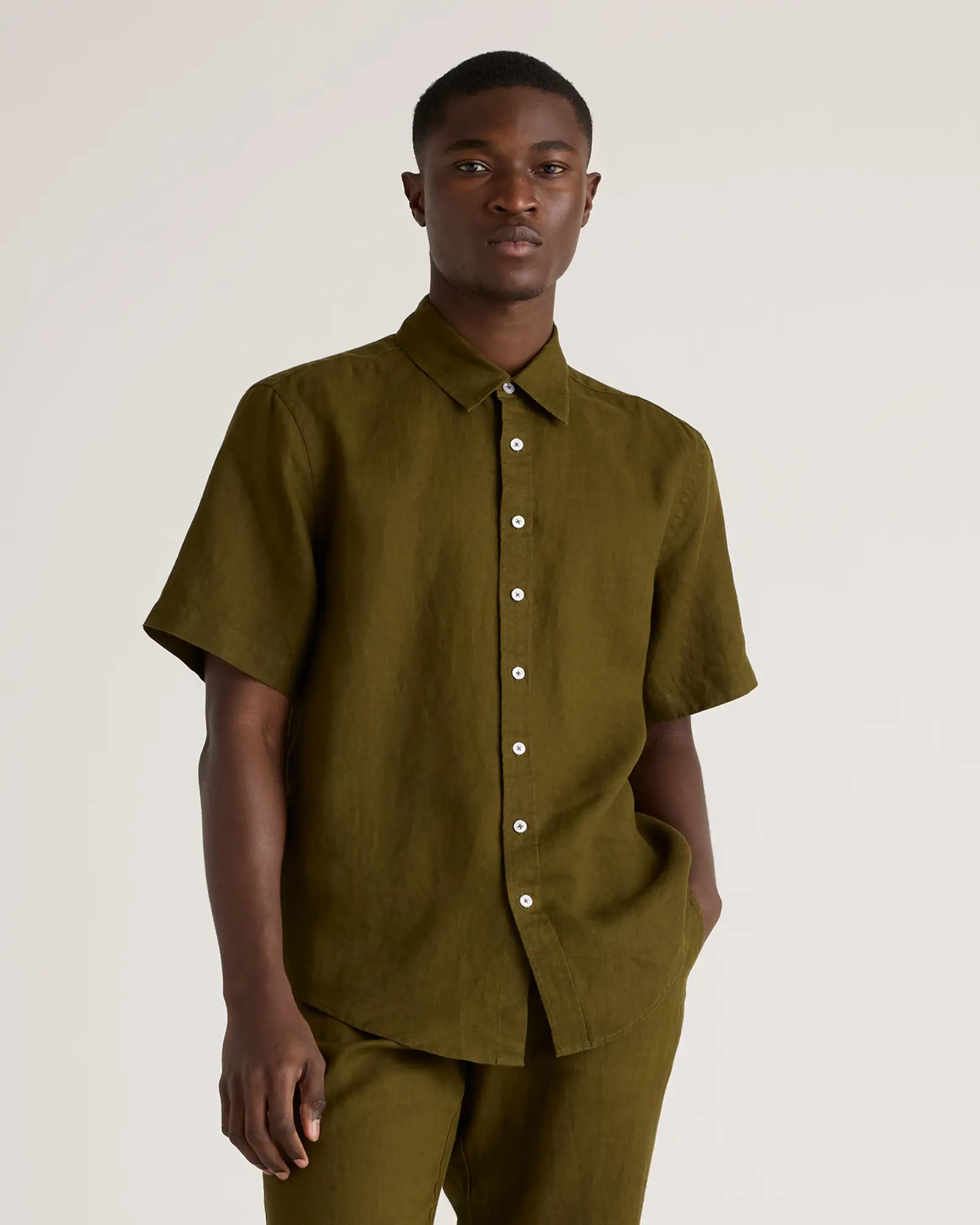 100% European Linen Relaxed Short Sleeve Shirt in Martini Olive | Quince