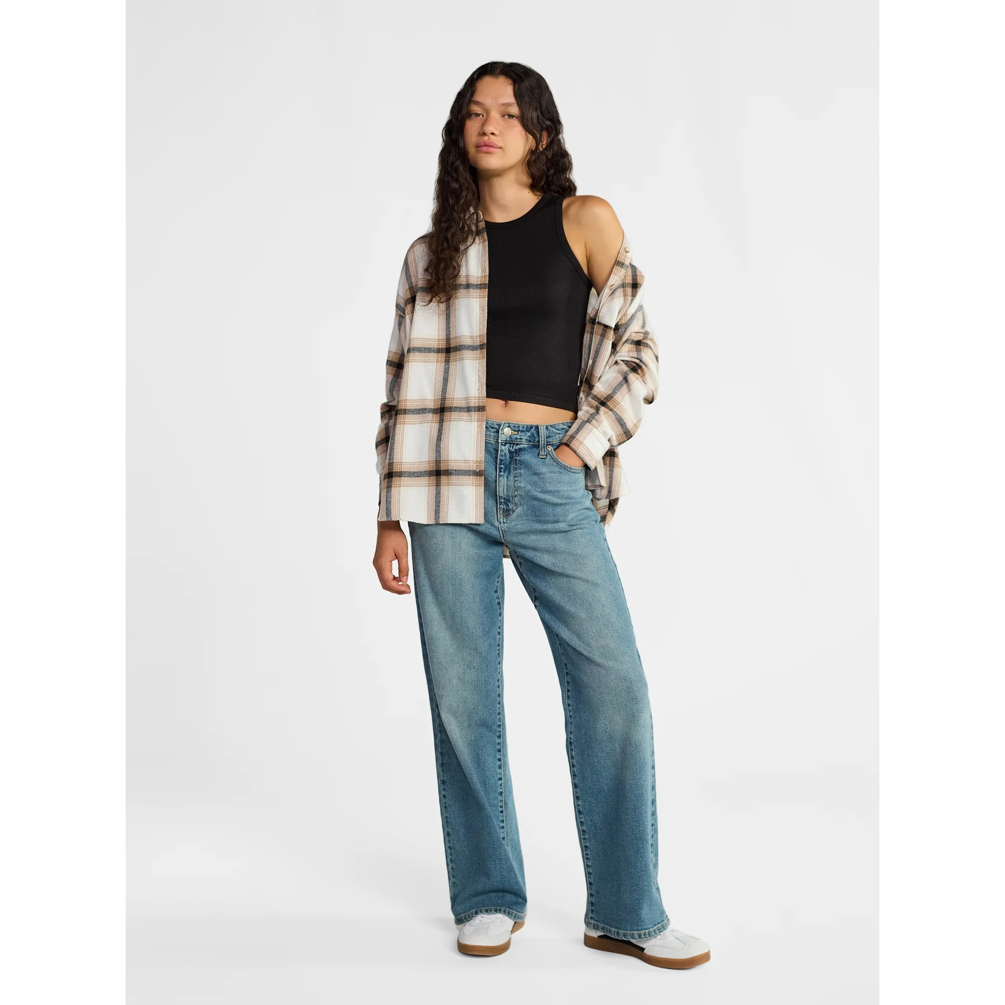 No Boundaries Slouchy Flannel Shirt with Side Pockets, Women's | Walmart (US)