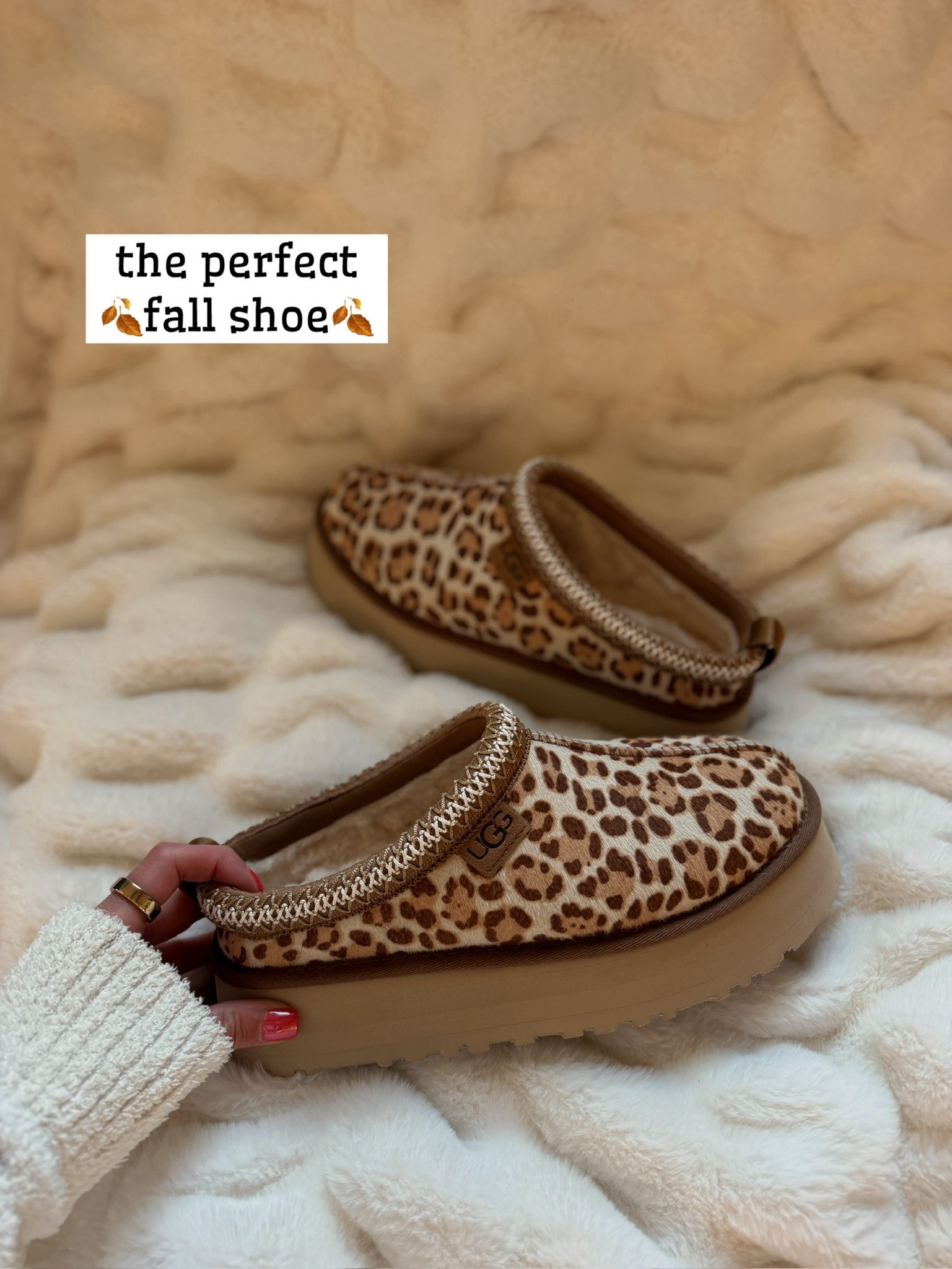 The perfect fall UGGS! So cute and comfy!

#LTKootd #LTKmomlife #LTKSeasonal