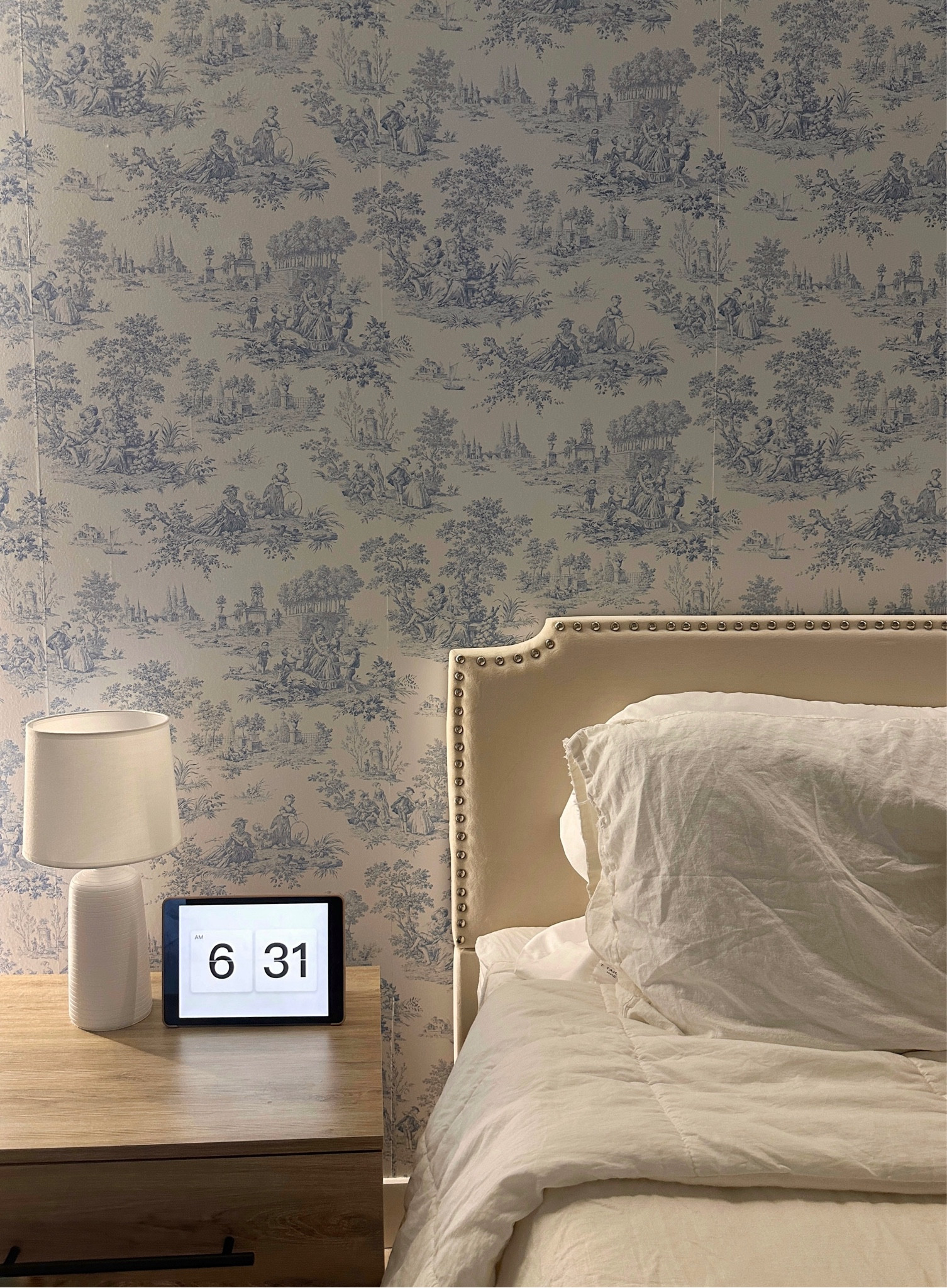 My Blue Bell Chateau Toile Vinyl Peel & Stick Wallpaper 💙✨ 



#LTKhome #LTKfindsunder50 #LTKfindsunder100