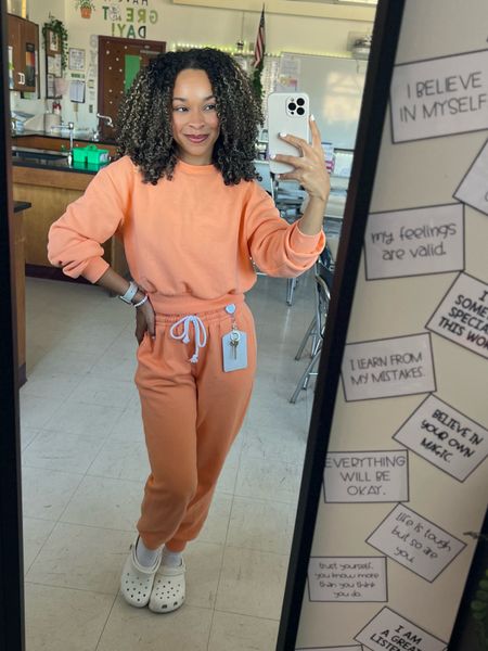 Teacher Outfit 🍑 Sweatsuit is from Target 2 years ago their Wild Fable Collection 

#LTKstyletip