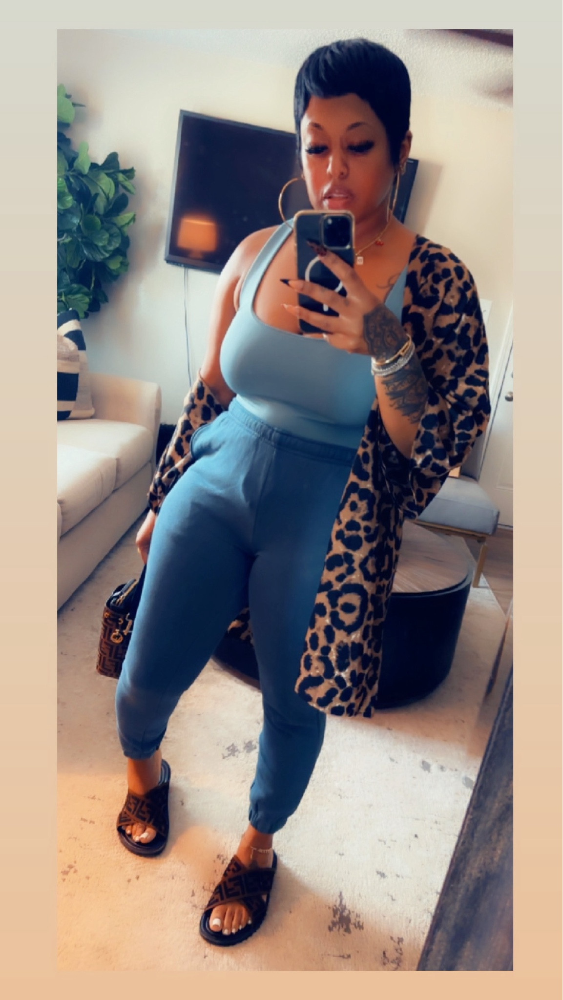 The Most Comfy Pieces!!

#LTKOver40 #LTKMidsize #LTKSeasonal