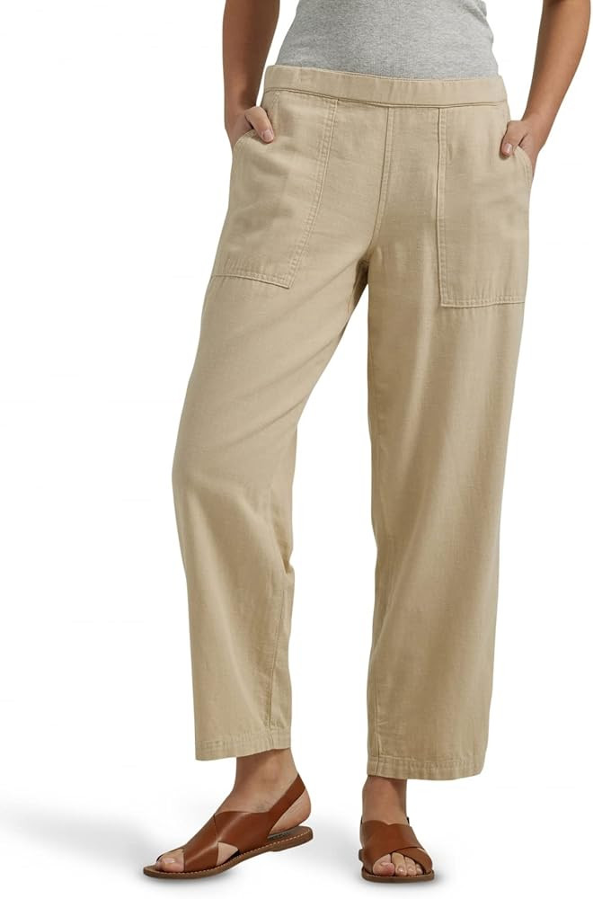 Lee Women's Ultra Lux Mid-Rise Pull-on Crop Capri Pant | Amazon (US)