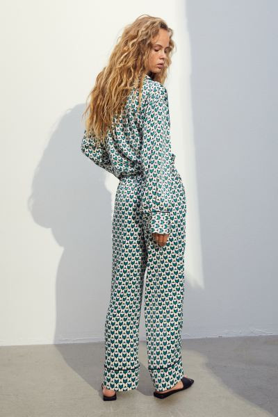 Wide-cut Satin Pants - Green/patterned - Ladies | H&M US | H&M (US + CA)